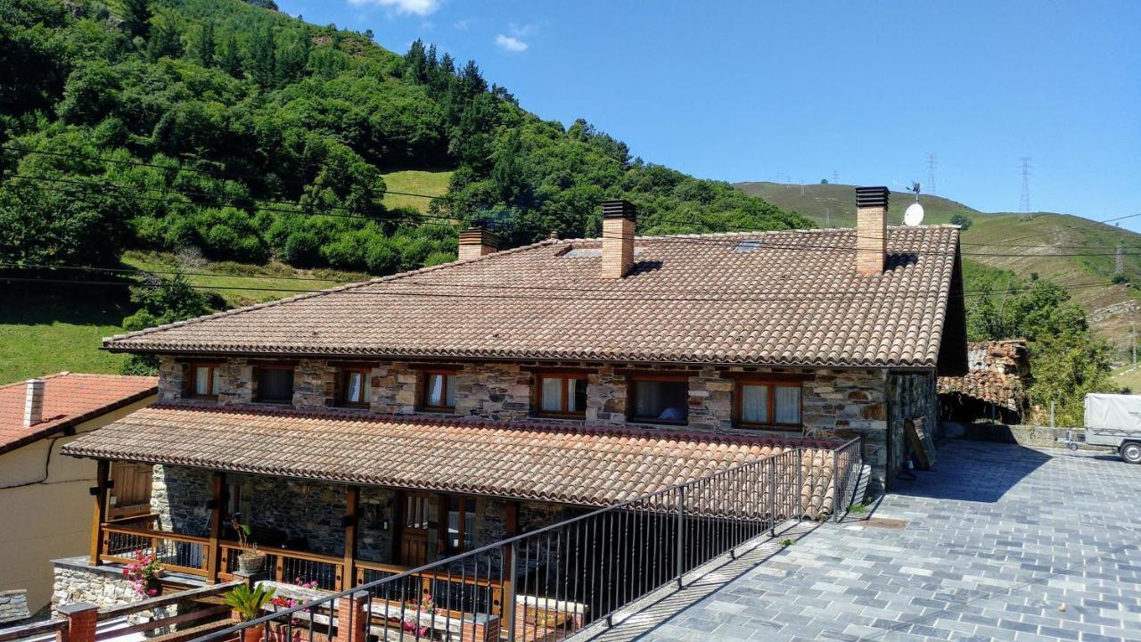 Ferienwohnung Casa Gayon Pola de Allande Exterior foto